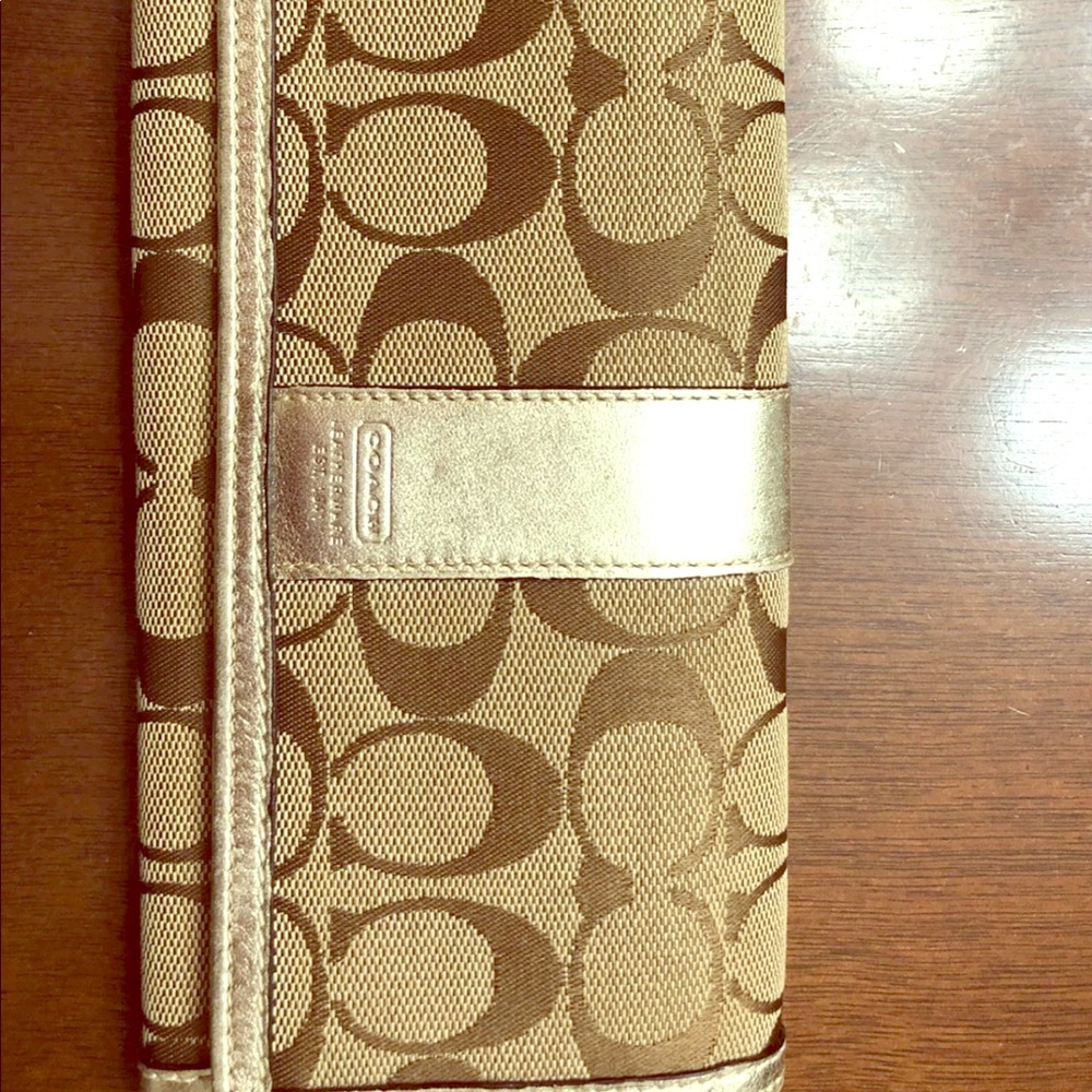 Coach wallet